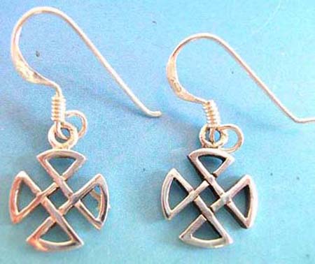  thai sterling silver earring on french wire. cetlic knotwork