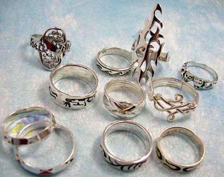 In fashion sterling silver rings group