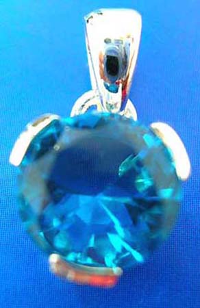  sterling silver pendant, dark blue cubic zircon ia