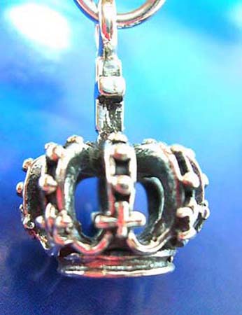  cross on top carved-our drown sterling silver pendant