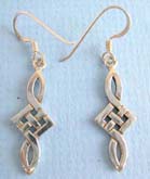 Bow tie-like celtic 925.Thai sterling silver earring on French wire